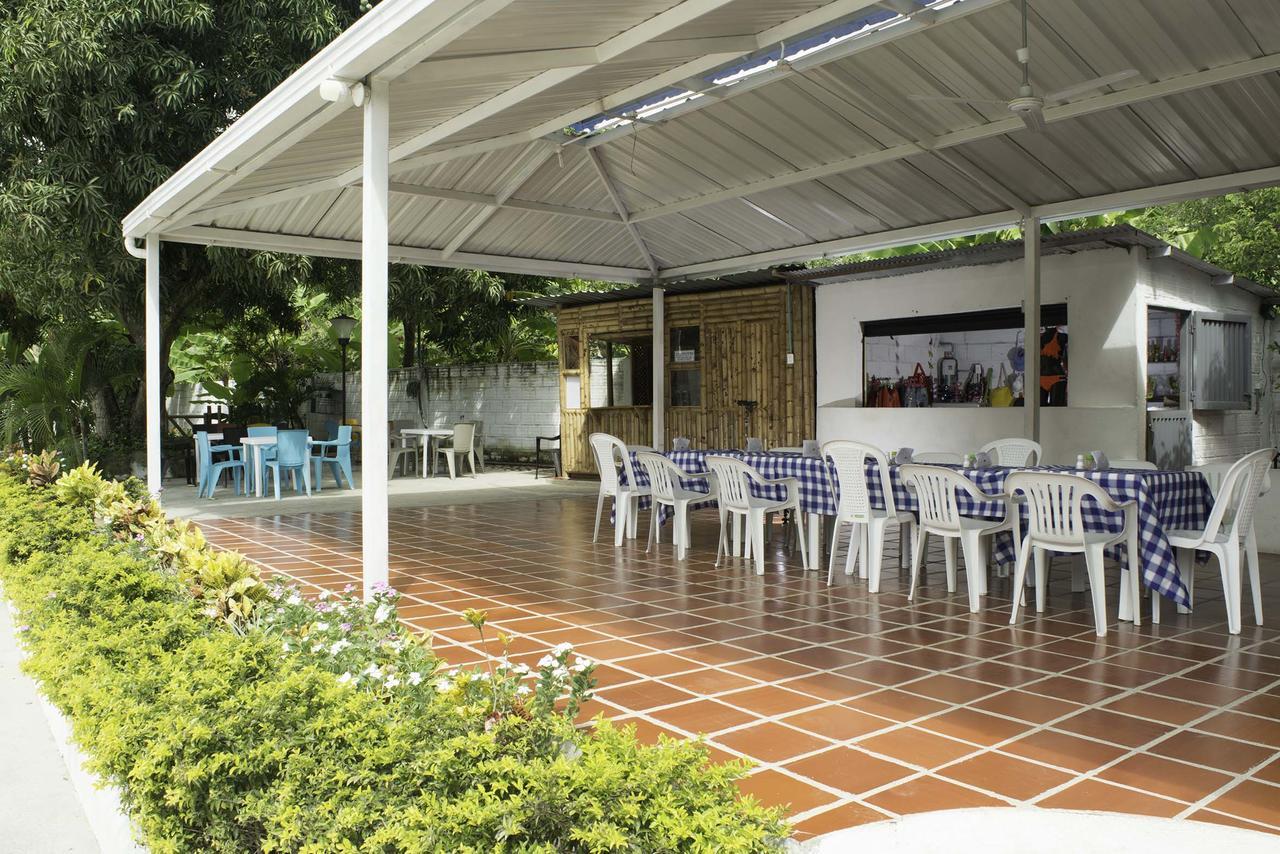 Hostal El Ruby Вильявьеха Экстерьер фото