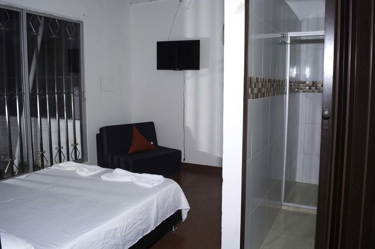 Hostal El Ruby Вильявьеха Экстерьер фото